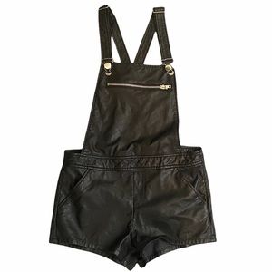 Final price drop 🌸Vintage faux leather short-alls